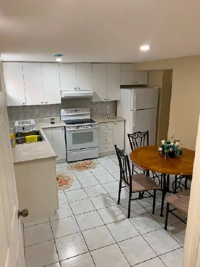 LEGAL basement apartment for rent Image# 1