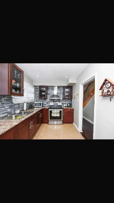 Room for Rent in Malton Near Westwood Mall Image# 1