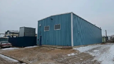 Selling 2400 Sq ft shop   mezzanine. North Edmonton Kenndale Image# 6