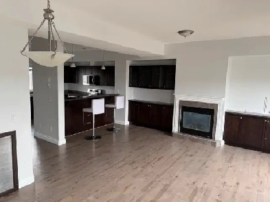 Full Townhouse for rent: Millenium Gardens Image# 4