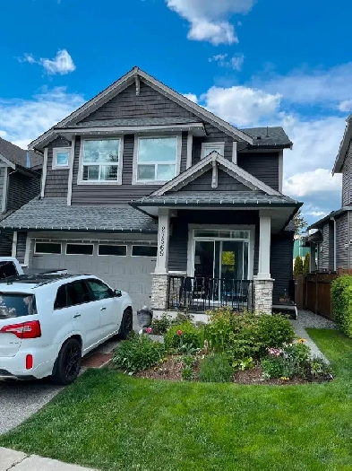 CLEAN, BRIGHT AND QUIET -2 BED/1 BATH - A MUST SEE! Image# 10
