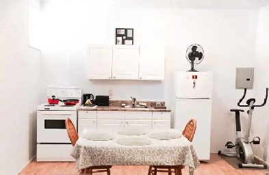 Toronto Apartment Image# 9
