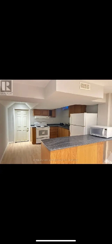 basement to rent in richmond hill Image# 3