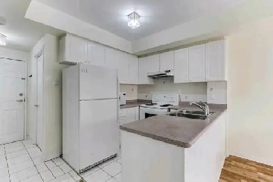 1 den Apartment- Kennedy and Sheppard - Available Now Image# 3