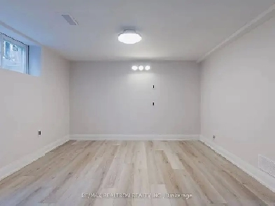 2 bed 1 bath basement suite - Bayview/Yonge Image# 2