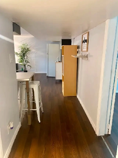 Priv. Bdrm in Reno'd Bsmt.Apt.bright, clean,utilties included Image# 8