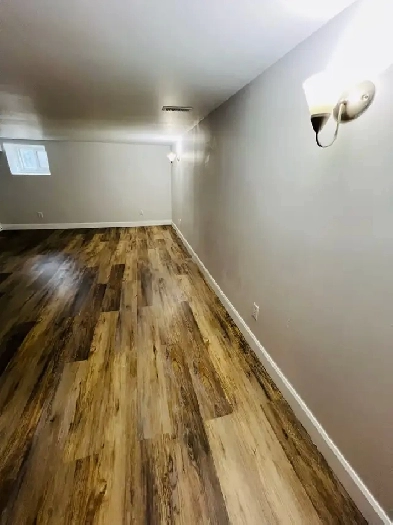 All-Inclusive Basement Separate Entrance Downtown Kitchener Image# 7