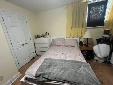 Spacious Furnished Room for Sublet - Sept 1 to April 30 Image# 4