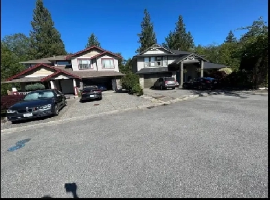 Rental availability -4 Bed / 2.5 Bath house Image# 1