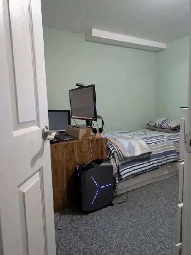 Fully Furnished Excellent Toronto Location HumberCollege Airport Image# 9