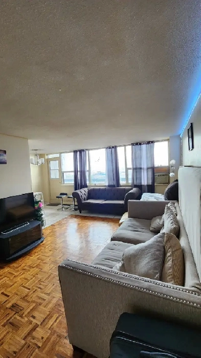 Dream Master Bedroom for Rent! Image# 1