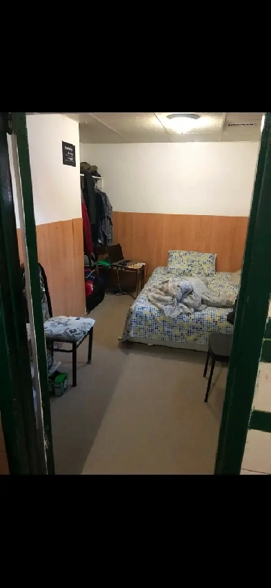 Room for Rent Near Whitehorn LRT Image# 1