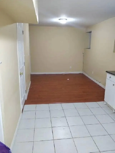 SUITE FOR RENT Image# 1