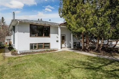 26 DEER LODGE PLACE - 5 BED 2 BATH HOME IN BRUCE PARK! Image# 1