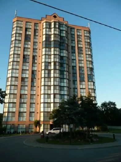 1 Bedroom   Den Cond 900 Sq. Ft. Image# 7
