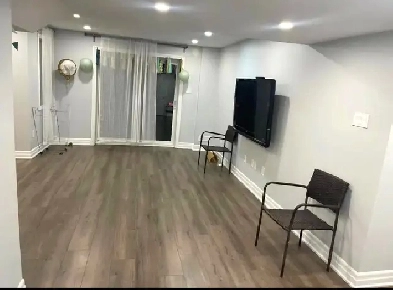Beautiful 2-Bedroom Walkout Legal Basement Image# 2