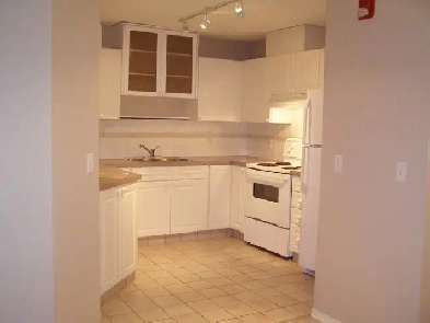 Harvest Hills Condo Image# 3