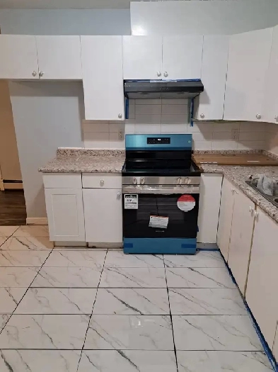 Family Rental: 3bd, 1 bath. Laundry and utilities included $2600 Image# 1
