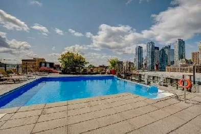 louer un condo avec une chambre/rent a condo with a room Image# 1