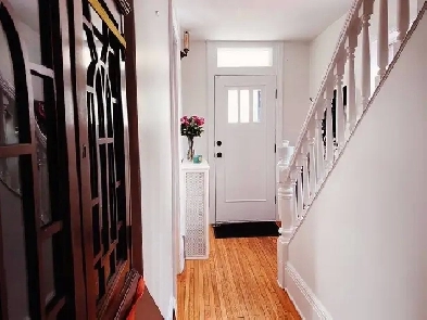 RENTING JULY & AUG.  1Bed 1 Bath, Historical Home DWTN Kingston Image# 1