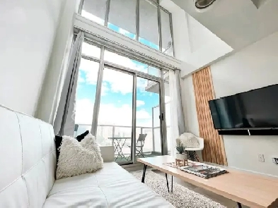 FURNISHED 2-STOREY LUXURY LOFT - 1 BED 2 BATHS - MOVE-IN READY Image# 1