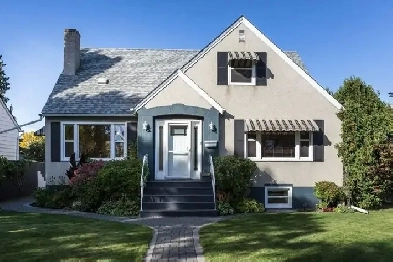 5mins walk to Nait, 10mins Royal Alex LRT station, Kingsway Mall Image# 1