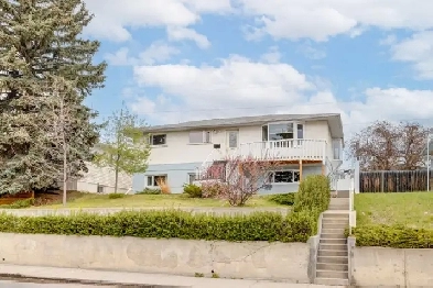 2 Bedroom Walkout Basement Suite in Tuxedo! Image# 6
