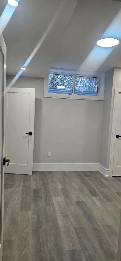 separate furnished room rent June 1st rent 900 Image# 1