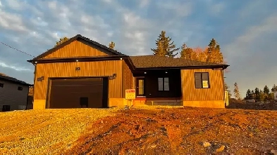 BRAND NEW Quispamsis NB, 5bed, 3bath, central heat and view! Image# 8