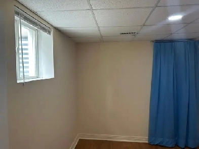 2 Bedroom Basement Apartment, Separate Laundry, Entrance Image# 1