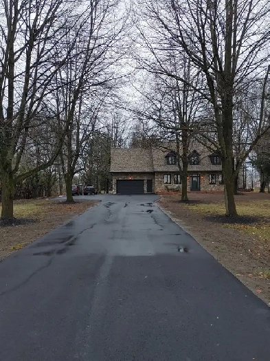Beautiful House on the Chateauguay River Image# 3