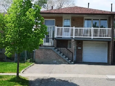 Upper floor 3-Bedroom apartment for rent in Brampton Image# 1