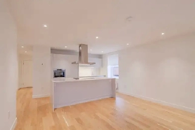 fully refurbished 2-bed unit, June 1st, Snowdon, HEC - ID 681 Image# 1