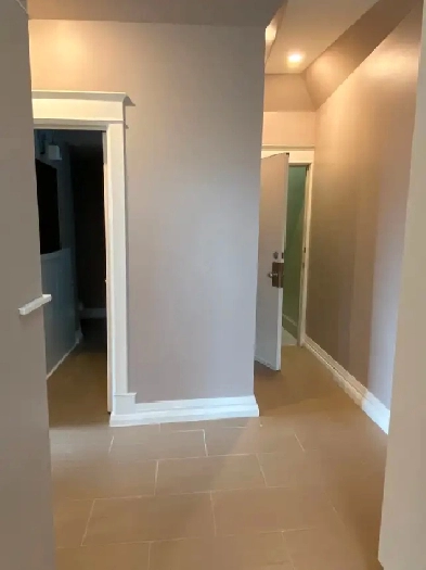 Yonge-Lawrence Subway Large 2 Bedrm $ 2275/mo Image# 2