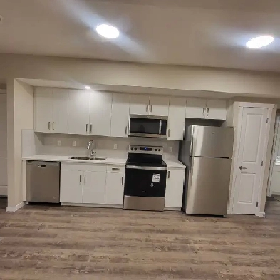 2 bedroom  and 1 bath, Unfurnished, Hotchkiss 1 year term Image# 10