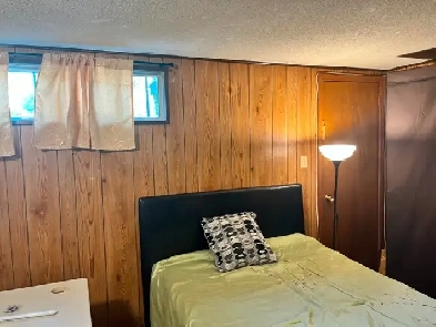 Big room in 2-rooms basement for rent Bathurst and Sheppard Image# 2