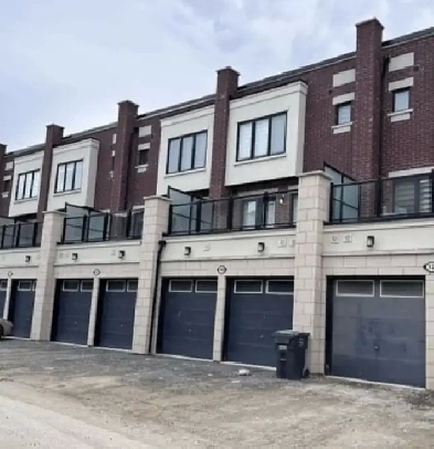 BEAUTIFUL TOWNHOUSE IN CALEDON/BRAMPTON Image# 2