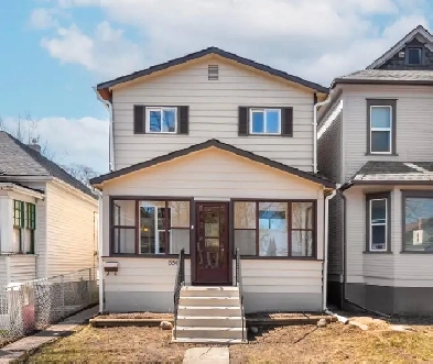 OPEN HOUSE! Tastefully Remodelled 6bdrm Home Loaded w/ Upgrades! Image# 1