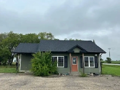 RTM - SET UP AND USED AS AN OFFICE Image# 1