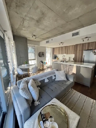 Griffintown: 2 Bedroom Corner Condo Unit $2475  Parking Included Image# 11