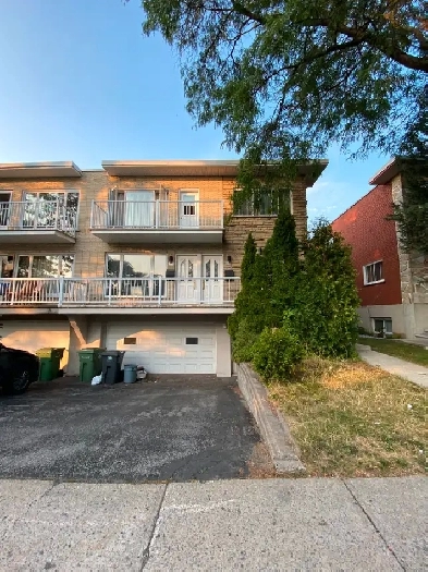 GRAND 4 CHAMBRES, 2 SDB, GARAGE, PRÈS DES TRANSPORTS ET PLUS! Image# 5