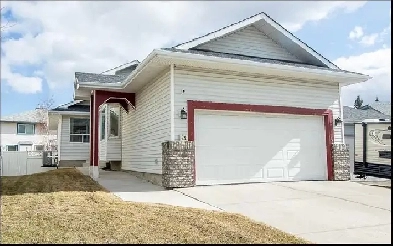 Walkout Bungalow in Citadel for rent Image# 3