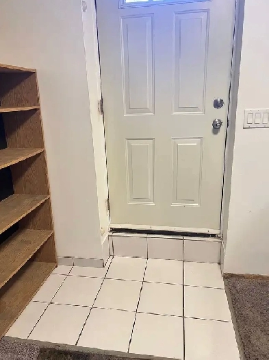 1-Bedroom Basement For Rent Image# 1