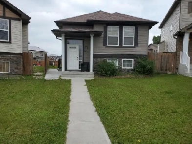 Bi-level, Main-Floor, 3 Bedrooms, 2 Full Washrooms, July 01 2025 Image# 21