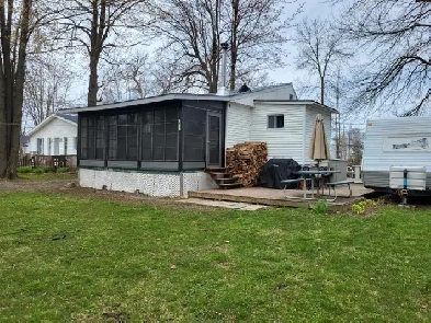 Chalet avec accès au Lac Saint-François – Baie-des-Brises Image# 3