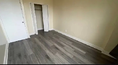 Spacious private bedroom in 2 bedroom apartment Image# 3