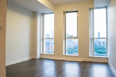 Bachelor in Regent Park Image# 6