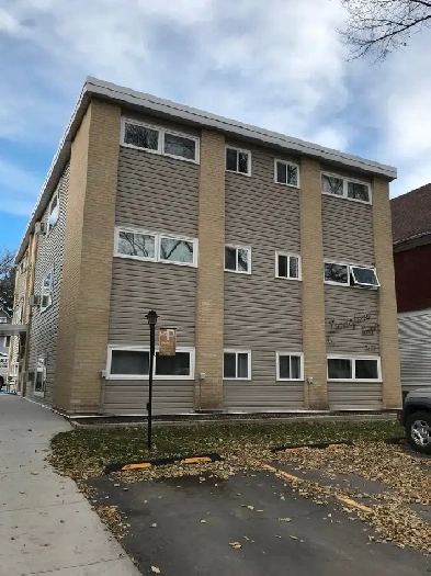 One Bedroom Apartment Image# 1