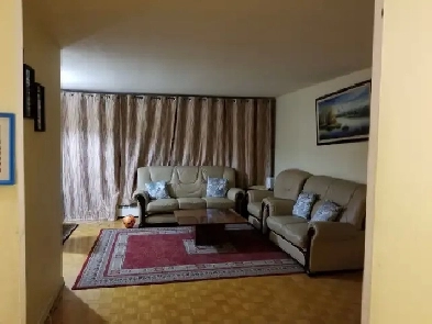 A Furnished Private Room in 2 BHK Aprmt Scarborough $800/month Image# 4