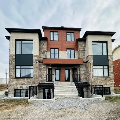 3 CH - 1 SDB - Laval - $2,350 /mo Image# 6